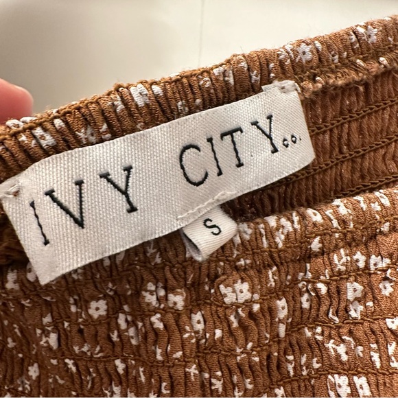 Ivy City Co Amber brown floral dress Size Small - Picture 6 of 13